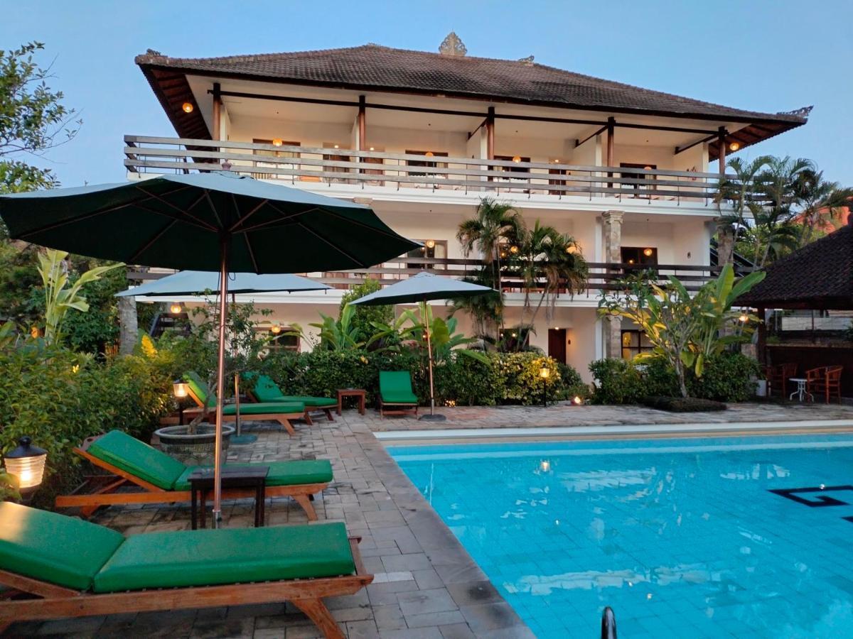 Hotel Grand Kumala Bali Legian Exterior foto