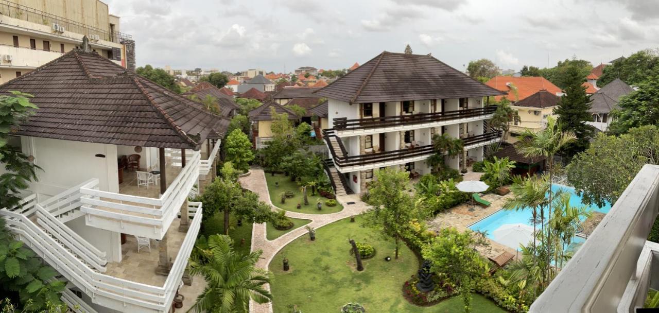 Hotel Grand Kumala Bali Legian Exterior foto