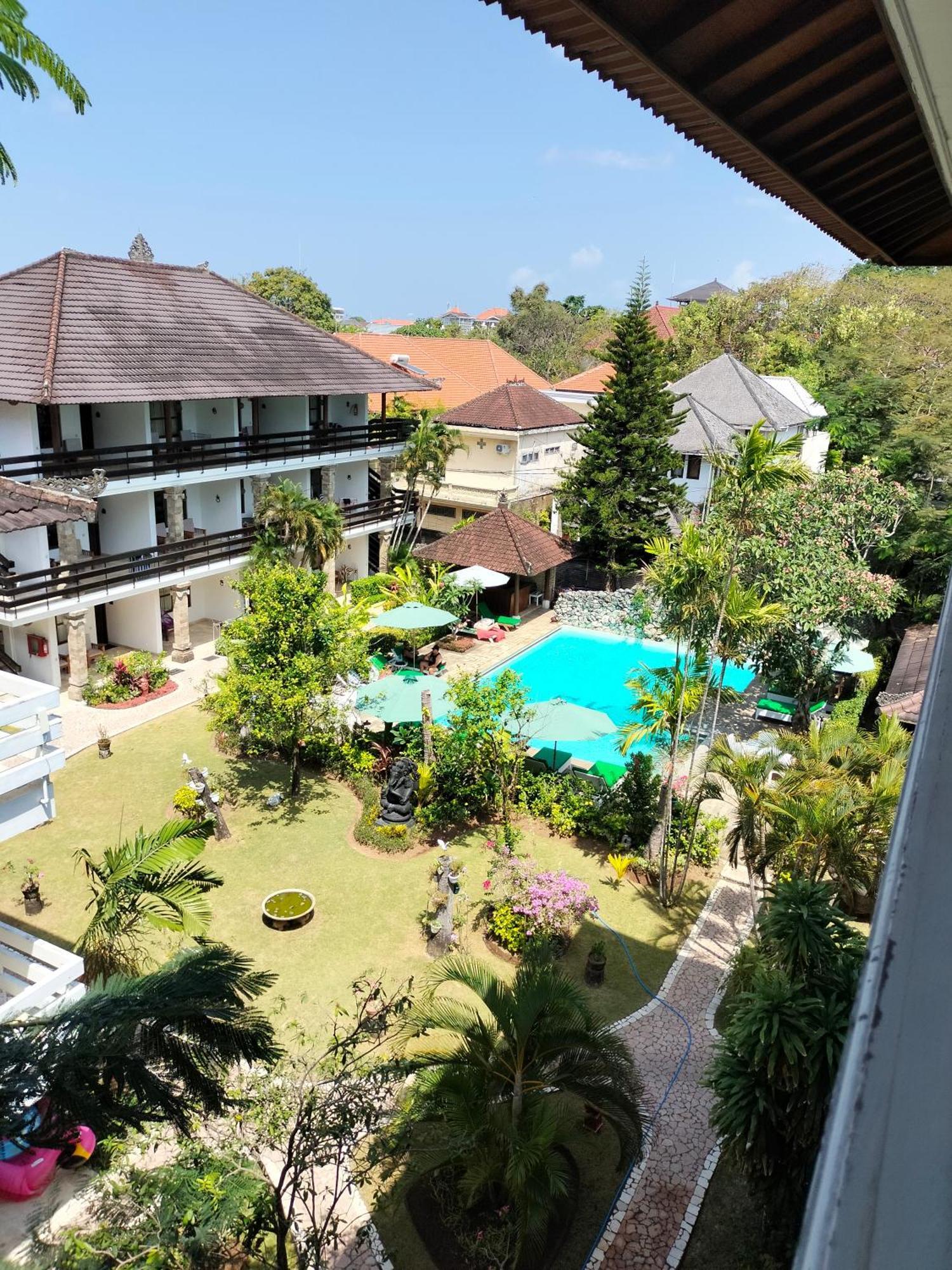 Hotel Grand Kumala Bali Legian Exterior foto