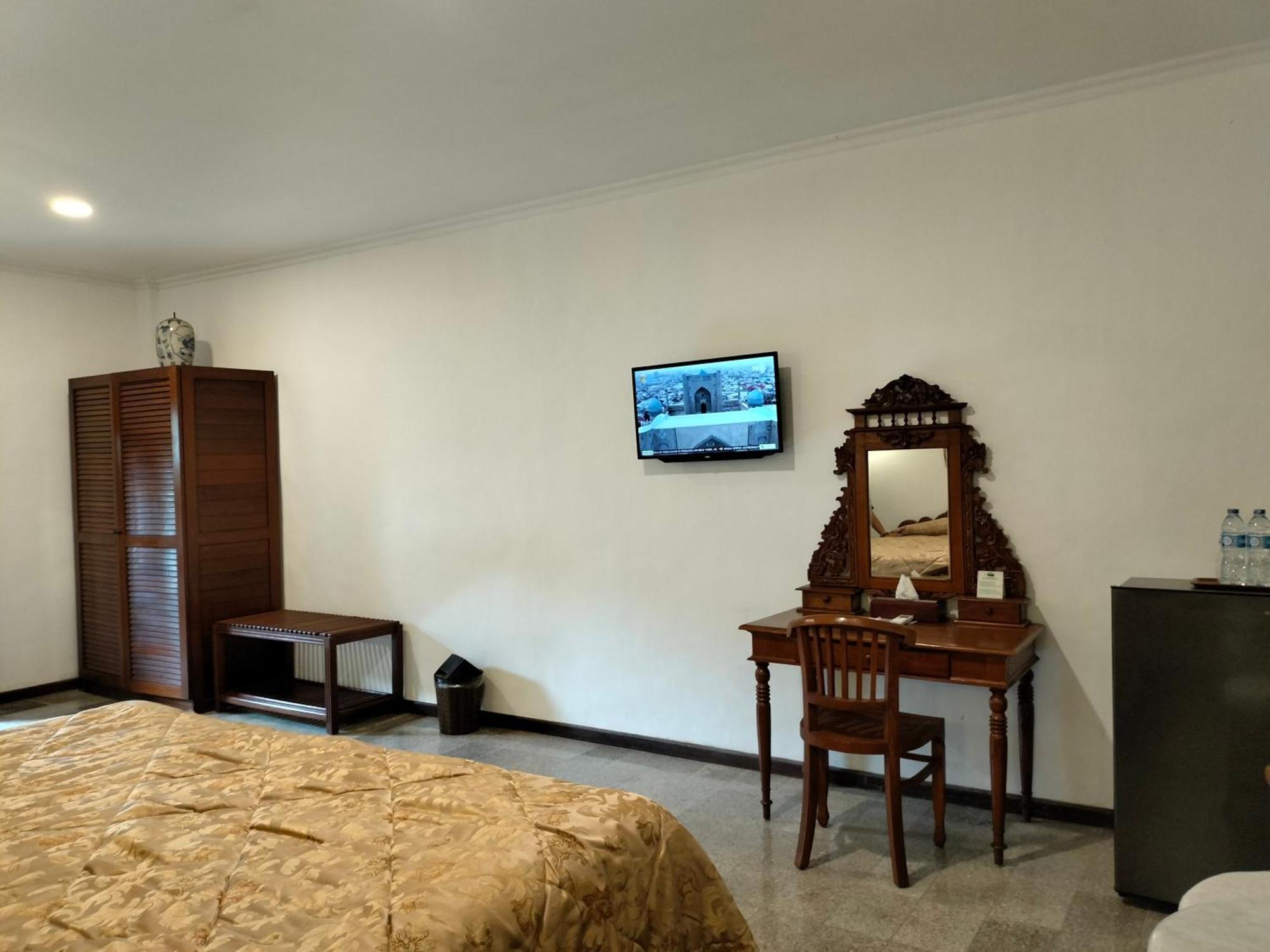 Hotel Grand Kumala Bali Legian Quarto foto