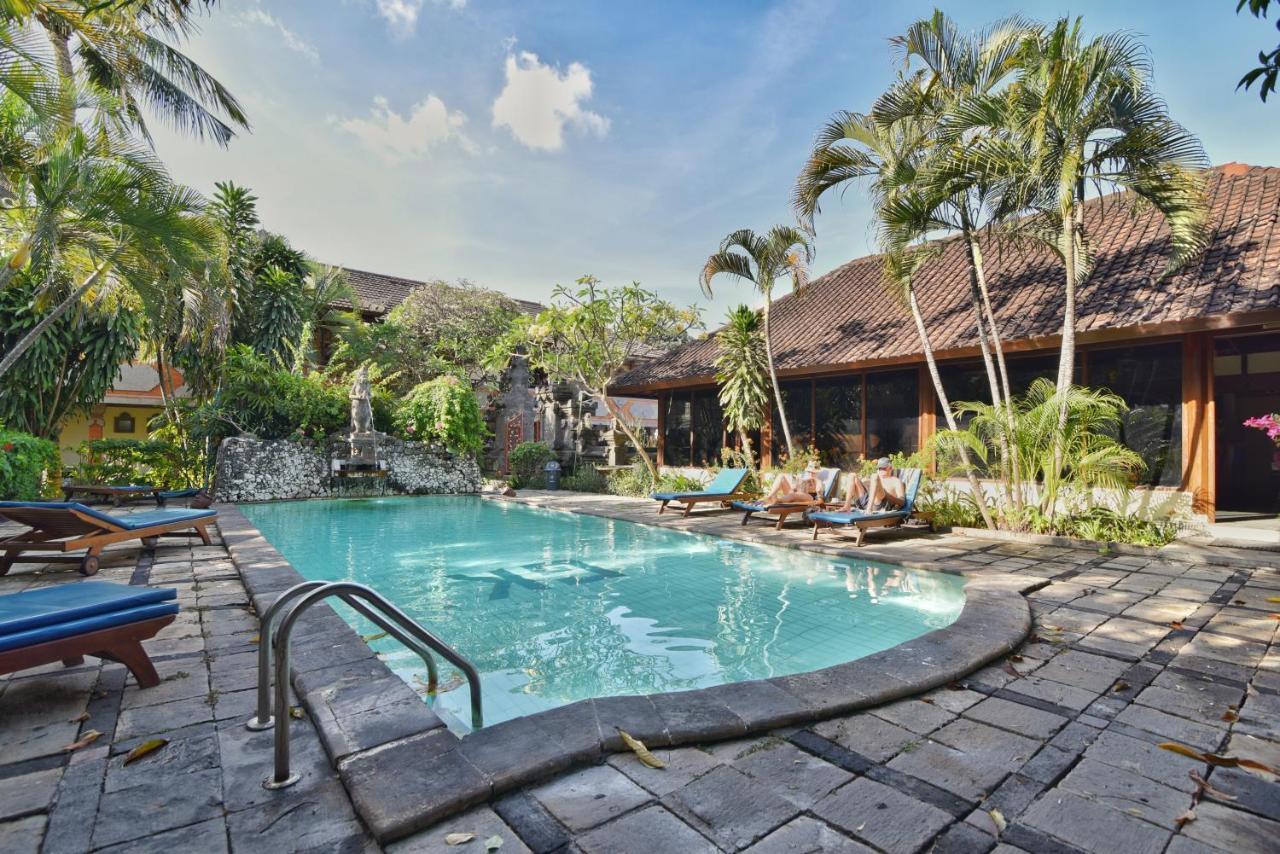 Hotel Grand Kumala Bali Legian Exterior foto